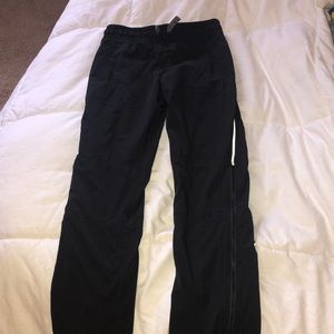 ivivva black pants